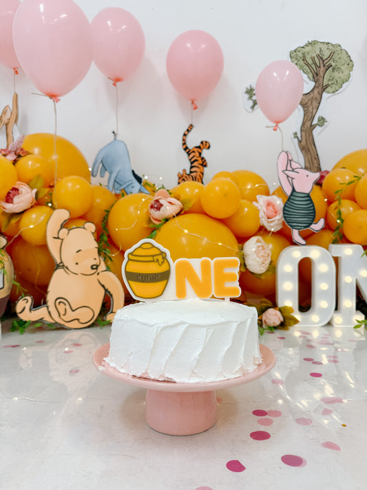 Winnie the Pooh - Cake Topper