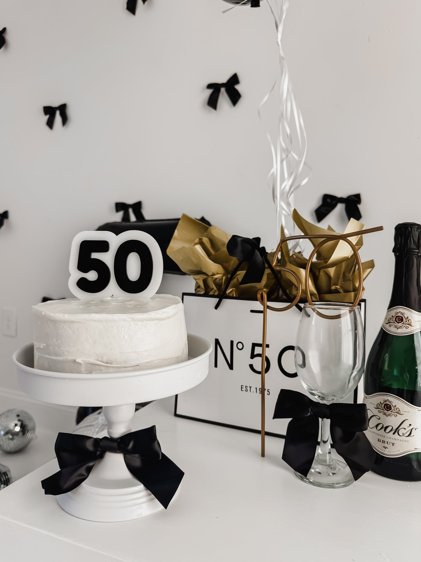 50 - Cake Topper