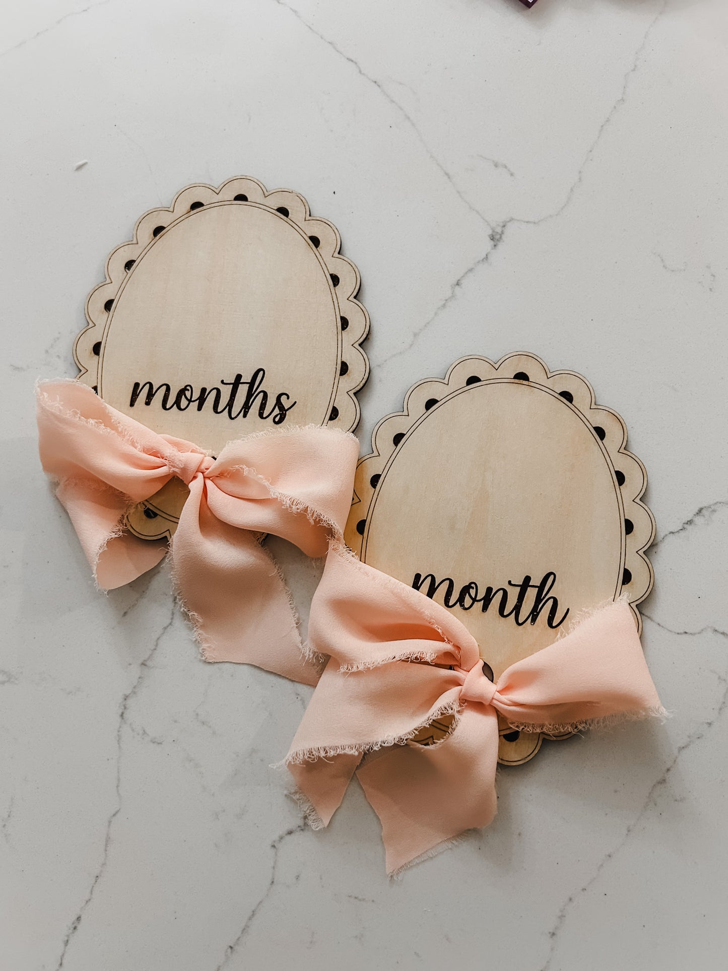 Scalloped Bow - Baby Milestone Boards